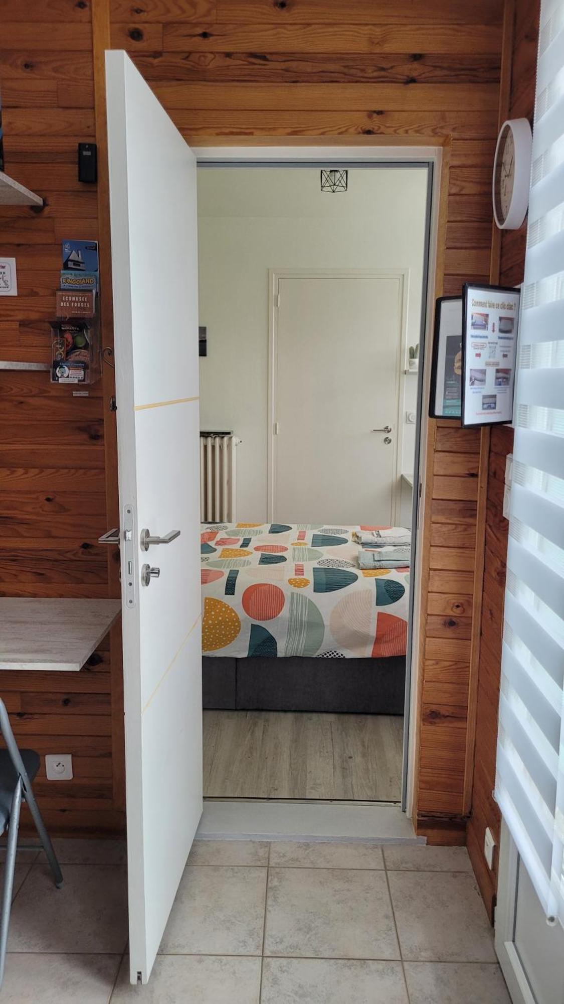 Update Location Lanester Exterior foto